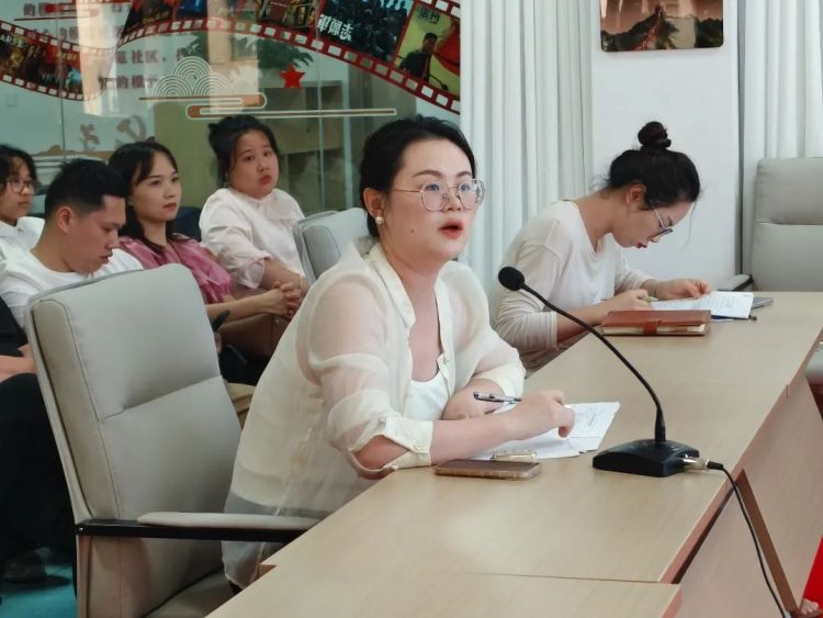 传承红色基因,践行志愿使命—— beat365体育官方网站“三下乡”暑假社会实践答辩活动圆满举行